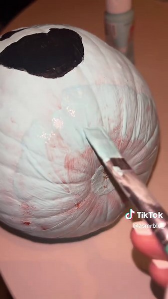 ASMR Painting Pumpkins: Gentle Brush & Mouth Sounds for Relaxation