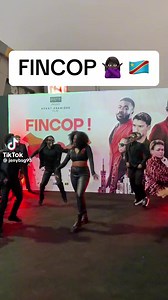 Jenny Bsg 💦🍑 | TOUT Y PASSE