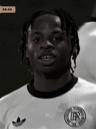 Wisdom Mike: Bayern Munich's Rising Star