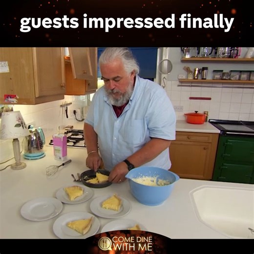 Homemade Pastry Gets Praise 🥧 #ComeDineWithMe #cdwm | Come Dine With Me