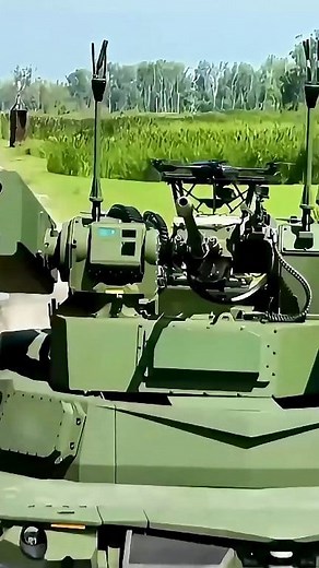 Remote control tank for Indian Army #viralreelschallenge2025viralreelschallengejaiviralreelschallengeviralreelschallenr #100milllionviesw #nuclearpowerge #warfarewrold #indian #russia #usareels #trendingreelsvideo #trendingreel | Warfare World