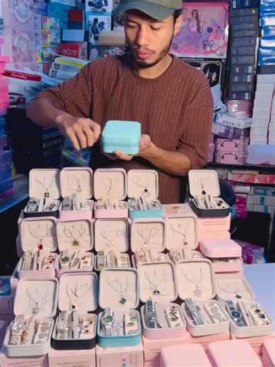 One box… complete glow.” ✨💎 Necklace, bracelet, rings & statement watch — sab kuch ek hi luxury case mein. Perfect for bridal shower, engagement ya kisi bhi special moment ke liye. #bridaljewellery #LuxuryVibes #WeddingSeason #BridalShowerGift #JewelrySet #EngagementLook #GiftForHer #AffordableLuxury #WeddingAccessories #SilverJewelry #BridalLook #GirlsObsession #TrendingNow#styleandspark