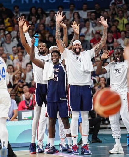 Lebron, Anthony Edwards and Team USA dominate once against Puerto Rico in a showtime fashion. | Eric Eruption Tai