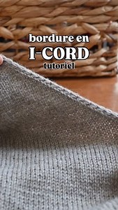 Tutoriel pas à pas pour vous expliquer comment tricoter une bordure en i-cord en même temps que votre projet. Cela donne une belle finition sur les châles ou les cardigans. C’est aussi très facile à réaliser! 😉👌 Partager avec vos ami(e)s tricoteurs et tricoteuses! #instaknitting #loveknitting #instaknitters | Tricot Design MCL