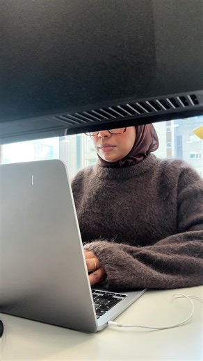 A Day in the Life: Corporate Work Vlog Insights