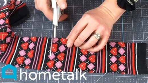 How to make an adorable 💟Valentine's gnome💟 | DIY tutorial