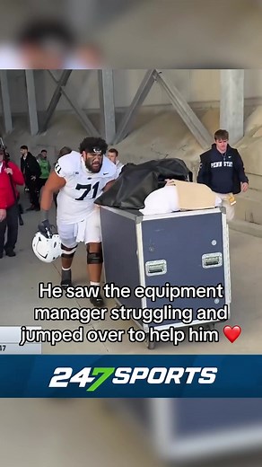 Penn State OL Vega Ioane gave the equipment staffer a simple assist pushing the cart out of the stadium despite his team just suffering a 38-14 loss to Ohio State 👏 (via @247Sports, Mark Brennan/Lions247) #collegefootball #football #kind #espnsocial