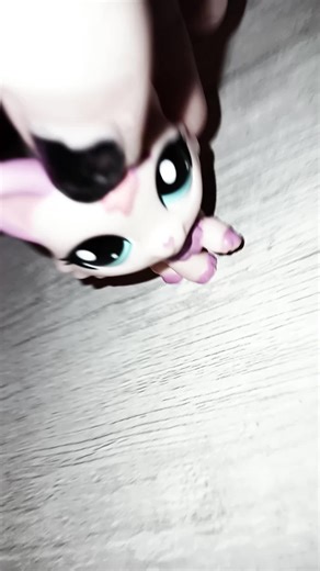 jori🪼 (@jellyhotel)’s videos with original sound - let it be ♫