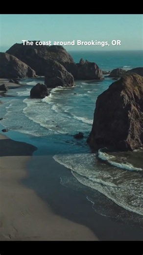The coastline around Brookings, Oregon #biketouring101