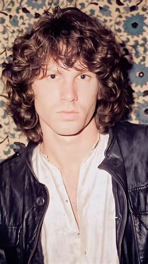 What REALLY Happened to Jim Morrison on his LAST Day in Paris?