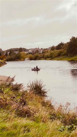 Today marks the official opening of The River Tweed 2026 salmon fishing season. A tradition steeped in history with the ceremonial blessing of the world-famous river that meanders through Kelso and onwards to the sea at Berwick-upon-Tweed. Whether you are planning to stay a while or simply visit for the day, a trip to Kelso is not complete without a walk along the banks of the Tweed. Who knows the next line of our song?! “There’s a fine auld toon in the Borderland, By the sides o’ the banks o’ T