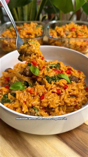 30min One-Pot Creamy Mini Meatball Orzo 🍝 The entire family will LOVE this 🤤 #dinnerideas