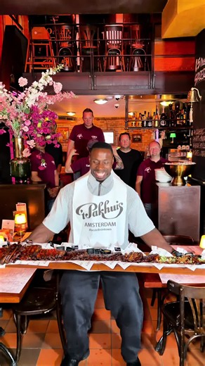 When you try the best ribs in Amsterdam! 🔥🤤 @Eetcafe ‘t Pakhuis • 📍Eetcafé ‘t Pakhuis Voetboogstraat 10 1012 XL Amsterdam • • • • #restaurant #Foodie #ribs #meat #happy