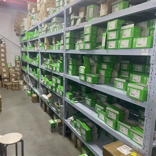 Kent Du on Instagram: "#Schneider A3T426 #Socket https://www.bestcontactor.com/product/schneider-a3t426-socket/ Avant-garde Series 10A Staggered 5-hole Socket Schneider A3T426 is a core model of the Avant-garde Series #household wall sockets, with the standard model number A3T426_10USA_WE_C1 (Cream White). It is also available in other color versions such as Elegant Black (DG) and Pearl Gold. This product is an 86-type national standard staggered 5-hole socket with rated parameters of 10A/250V~.