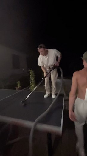 Drole2.choses on Instagram: "Wsh 🤣🤣🤣🤣🤣😭😭😭 Source : @ ? . . . 😂@drole.2choses😂 😂@drole.2choses😂 😂@drole.2choses😂 . . . #marrant #tropmarant #mdr #ptdr #humourdemerde #drole #humour #stupide #drolehumour #jpp #rigolo #frenchhumour #rire #blagues #comique #lemondealenvers #100rire #tropdrole #videodrole #instahumour #mourirederire #rigole #desbarres #tiboinshape #blaguedemerde #haha #xptdrr"