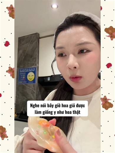 Hoa giả như hoa thật: Xu hướng mới trong làm đẹp