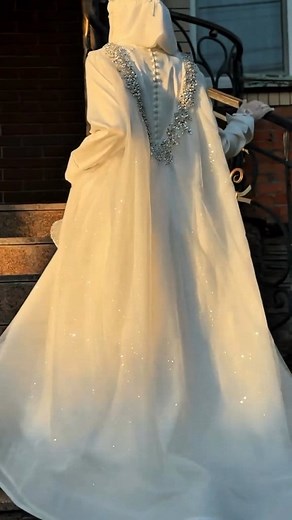 1.2M views · 31K reactions | Hijabi bride special ✨ A New World Of Nobility!! Rathaj ✨❤️  Visit our Showroom & be amazed Call us : +8801787985594 Our Location : Jamuna Future park,Level 2D-006A. #RathajFashion #RoyalVibes | Rathaj Fashion | Facebook