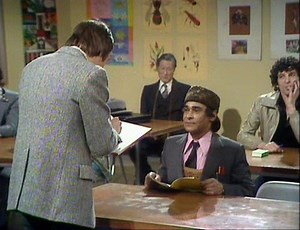 Mind Your Language (Season 1)  Episode 01 - The First Lesson