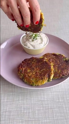 Zucchinilaibchen ohne Kartoffeln & Ei (Zucchinipuffer vegan)