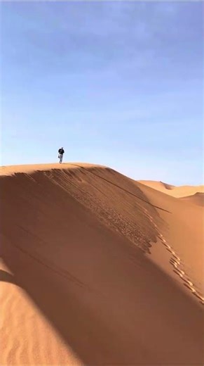 Hiking, Erg Chebbi, Morocco, One Life Adventures from Tricia W. 🇲🇦