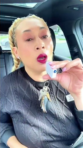 Meet the C6 Keychain Breathalyzer, your smart drinking sidekick