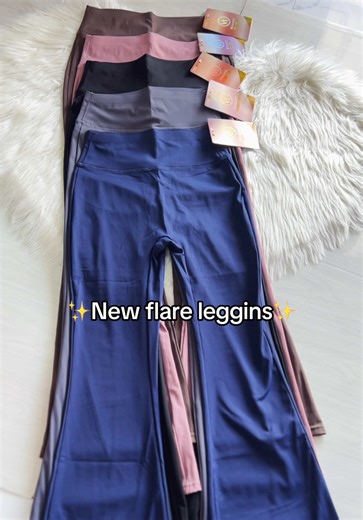 New flare leggins💖 Te gusta estar cómoda o hacer deporte? Este leggins es perfecto para ti✨ #ventaspormayor #ropagym #leggins #flarepants #gym