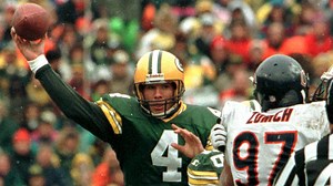 919K views · 182 reactions | One of the greatest rivalries in the league... Ranking the Top 10 Chicago Bears vs. Green Bay Packers moments of all time! #CHIvsGB | NFL Throwback | Facebook