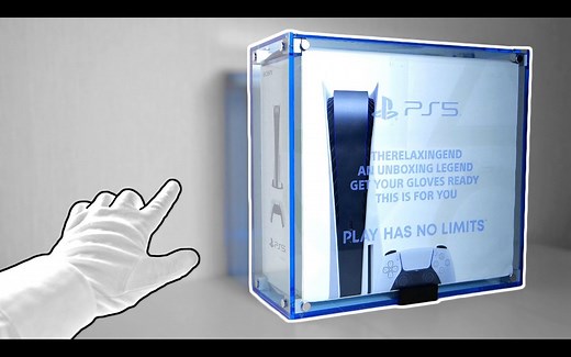 【讲究哥】来自索尼的特别礼物：PS5主机媒体限量版大礼包开箱 (礼包内含:主机+所有首发游戏豪华版激活码+所有首发外设) / TheRelaxingEnd_哔哩哔哩_bilibili