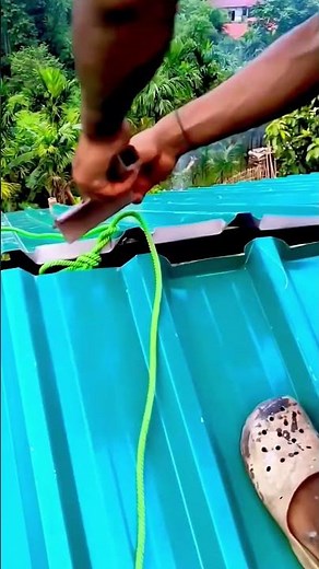 Simple Method to Bend Metal Roofing Edges - Good tools make work easy