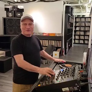 MIAMI! Sunday, March 27th - Disco Disco Pool Party @ Sagamore Hotel! Hope to see you there. 😉 Track: Always There by Side Effect INFO: DJ Mag Presents: Disco Disco Epic Pool Parties | Danny Tenaglia DJ