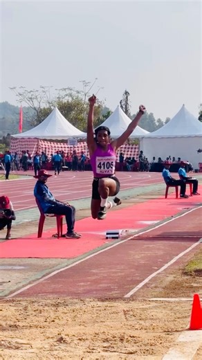 😳action starts hear💥#hardworkworks #viralvideo #trackwork #trackandfield #athlete |VERTICALVISION|