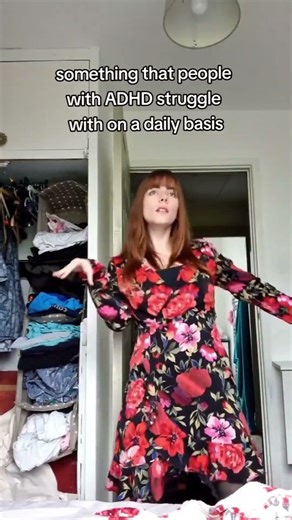 Please excuse my weird awkward dancing bcs I was dancing to no music just randomly around and rhe