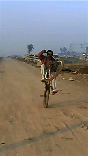 cycle stunt wheeli + manual #vairalshort #trindingshorts