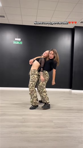 Coreografía completa de 'Besalo' por Rauw Alejandro