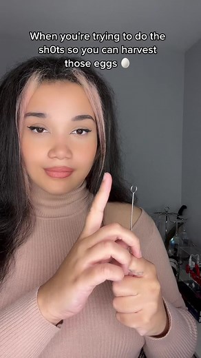 So what does Reciprocal IVF involve? In the process of reciprocal IVF, one partner donates their eggs to the other, who will carry the pregnancy. Donor “swimmers” is also required to fertilise the eggs 🥚 . Reciprocal IVF (in vitro fertilization) is an option that allows, in our situation, trans men partners in a couple to both participate in pregnancy, biologically and emotionally. We had to use special medicine which goes under the skin via the long pointy metal thing ( you know what I mean 😂