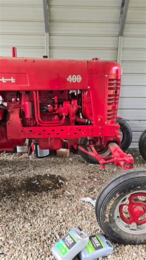 Farmall Fanatic on Instagram: "1956 Farmall 400 Ready for Action #farmallfanatic #farmall #farmalltractors #redpower #international #farmliferedpower"