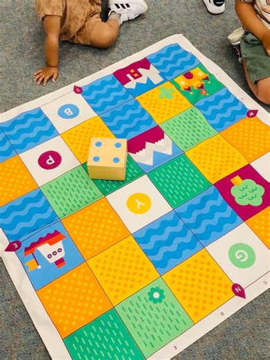 Maroondah Toy Library on Instagram: "Cubetto Coding Robot 🤖 Cubetto is a friendly, screen free coding robot that introduces young children to the basics of computational thinking through hands on play. Using a simple wooden control board and colorful coding blocks, children create sequences that guide Cubetto on adventures across themed play mats. No reading or screens required. Designed for ages 3+, Cubetto builds early skills in problem solving, logical thinking, sequencing, and creativity wh