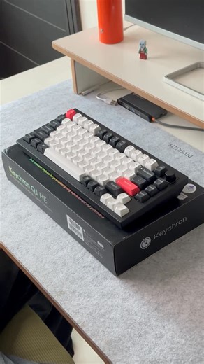 Muhammad Salman | IG Content Designer | Graphic Designer on Instagram: "Just added a new setup piece on my desk👌 The Keychron Q1 HE Wireless Magnetic Switch Custom Keyboard paired with a Keychron’s Silicone Palm Rest from @keychron ⌨ It comes with Gateron double-rail magnetic switches, adjustable actuation points, and dynamic rapid trigger for next-level gaming & typing. Plus, you can fully customize every key with the Keychron Launcher. 🔗 Keyboard’s link in bio What do you think about this be
