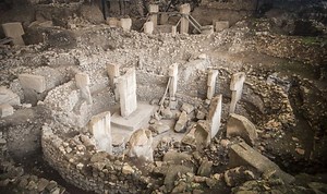 Actual Archeologists Debunk's Graham Hancock's Disgraceful 'Ancient Apocalypse'