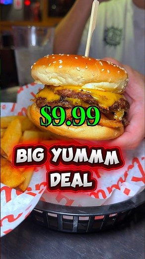 Red Robin new big yummm deal for only $9.99 get an entree, unlimited side and drink! #burgers