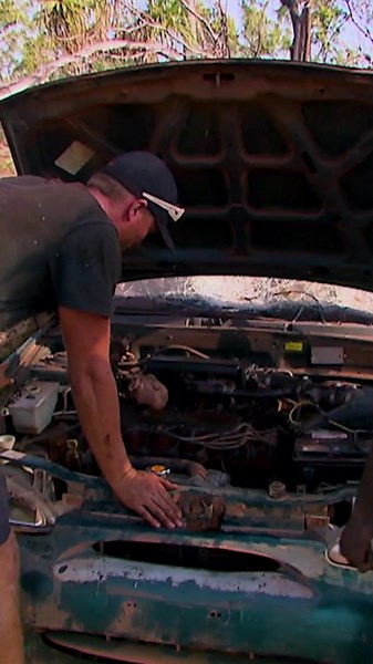 Bush Mechanic Restores Hyundai in Outback Adventure
