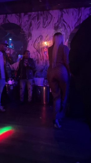 If you are in the Atlanta area, you have to visit The Linnethia Lounge. It’s a grown vibe. Nene gets to be herself and I Love it!! I heard the drinks are good. The Salmon Bites are delicious! If you like good music, hookah, food, people and brunch…. You’ve got to stop by. This night @Jacquees and Nene had a ball with us. #neneleaks #WomenOwnedBusiness #atlantanights #thingstodo #housewivesofatlanta