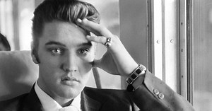 Elvis Presley 'Suspicious Minds' Official Music Video