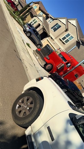 Exploring the Custom Truck Life with Pete