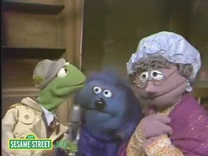 Sesame Street Kermit the Frog news flash old Mother Hubbard Finds Her Dog a Bone