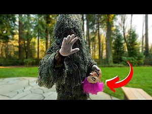 Weee Caught Hugz The Clown and The Treeman Behind Our House - WeeeClown Around