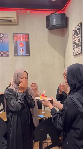 this birthday definitely one for the books. a core memory i'll always treasure. forever grateful for the people who made me feel special on my birthday🤍 thank you mamiiii @indridimas8 and my aqeevers🥺💙 #fyp