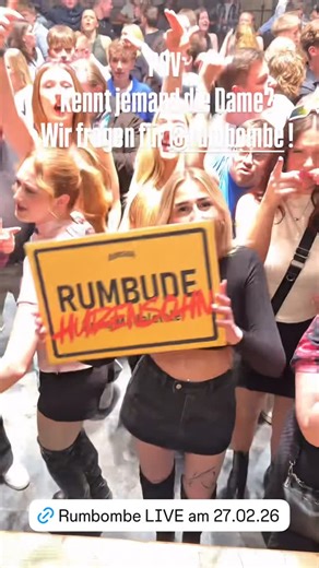 Alando Palais on Instagram: "FREITAG l 27.02. l 22 UHR 🌴MALLORCA PARTY🌴 RUMBOMBE LIVE ON STAGE Das Saison Opening auf Mallorca dauert noch ein bisschen. Da legen wir im Alando gerne vor und öffnen die Playa da Alando sowie natürlich weitere Areas. 👉🏻Osnabrücks „Mallorca Party – Das Original“ 👉🏻Live on Stage: „Rumbombe“ („Zum Greifen nah“, „Mallelele“, „Hurensohn“) 👉🏻Alle weiteren Hits von Mama Mallorca spielt Alando Mallorca Resident DJ Matze ⚠️ SPECIALS, DIE EUCH BEGEISTERN⚠️ ➡️ Getränk