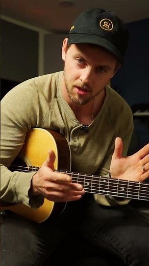 These 4 Famous Guitarists Use Their Thumb to Fret (Do You??)
