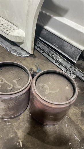 #dpf #hamilton #DD15 #dpfcleaning